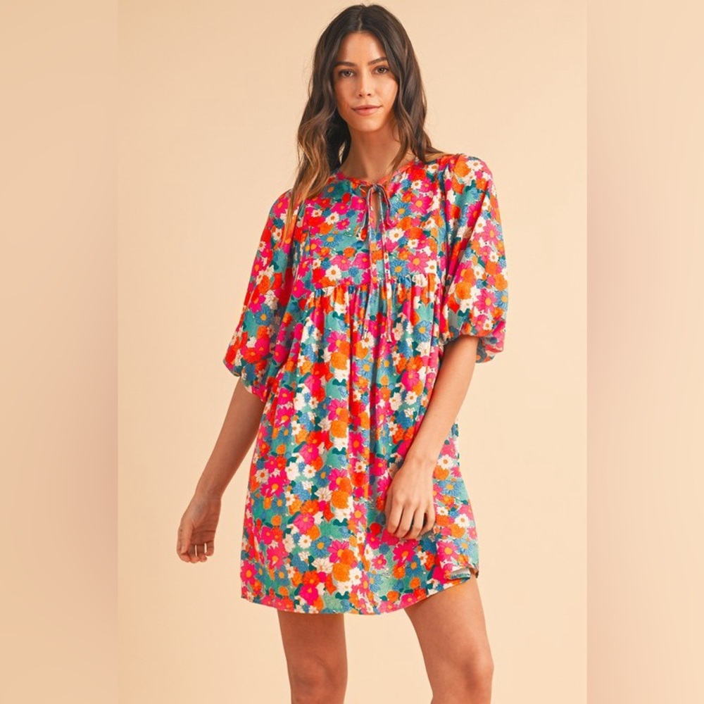BIBI NWOT Floral Tie Split Neck Bubble Sleeve Babydoll Dress